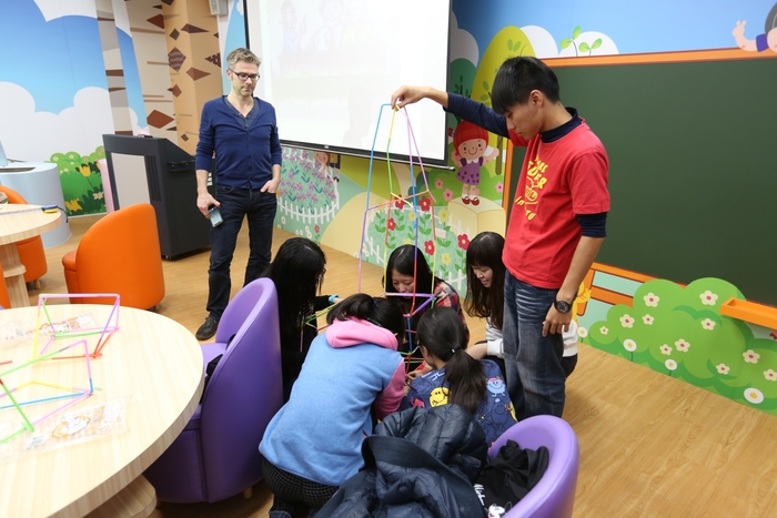 幼兒科學探索教學工作坊-吸管塔(106.2.14)圖片